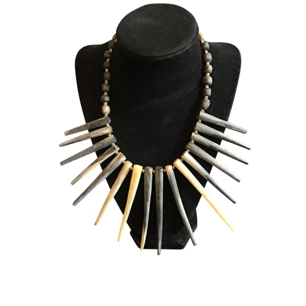 Spike Necklace - Color: Camel & White