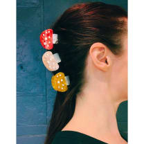 Velvet Claws Mini Mushroom Hair Clip in Red | Claw Clip in Velvet Travel Bag