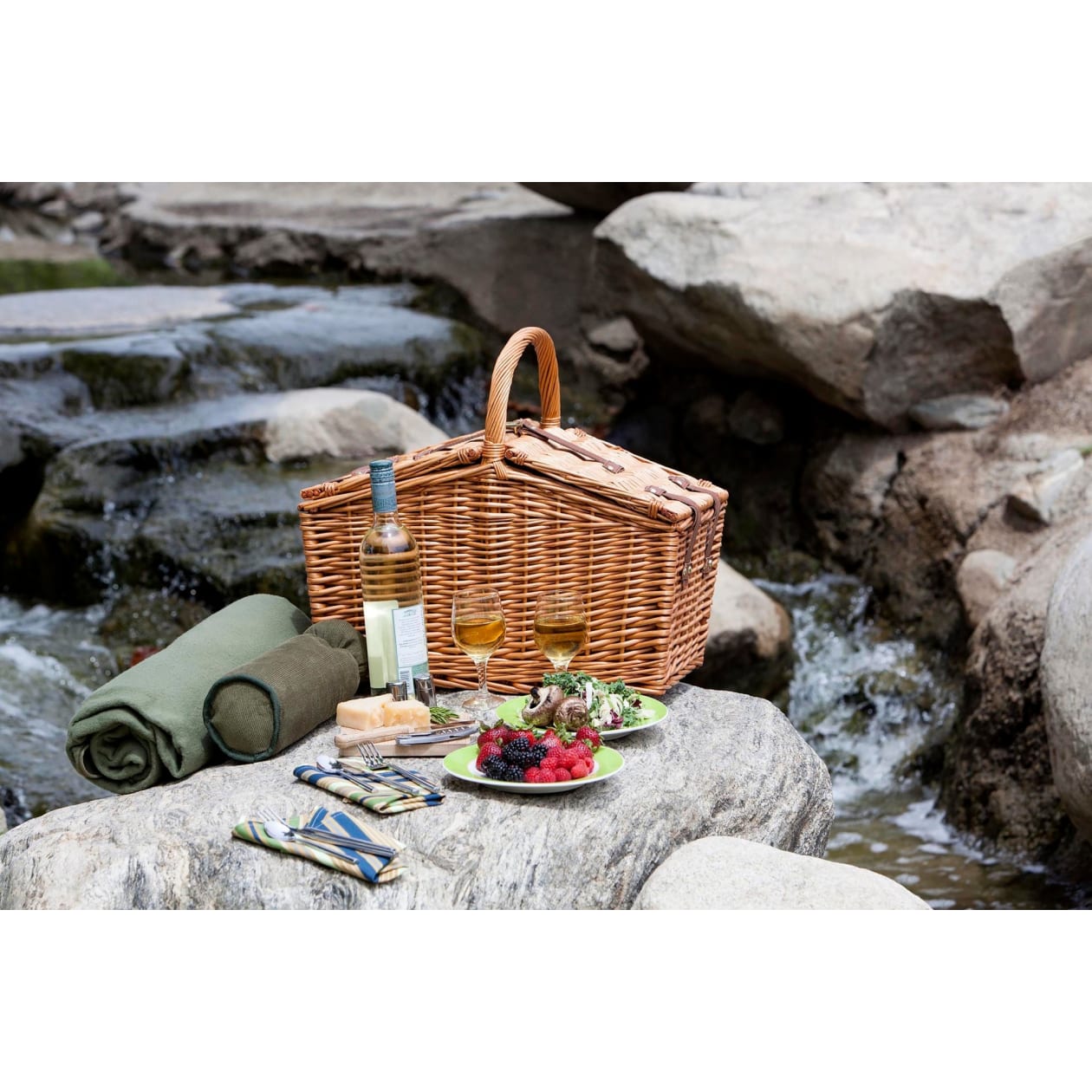 Somerset Picnic Basket