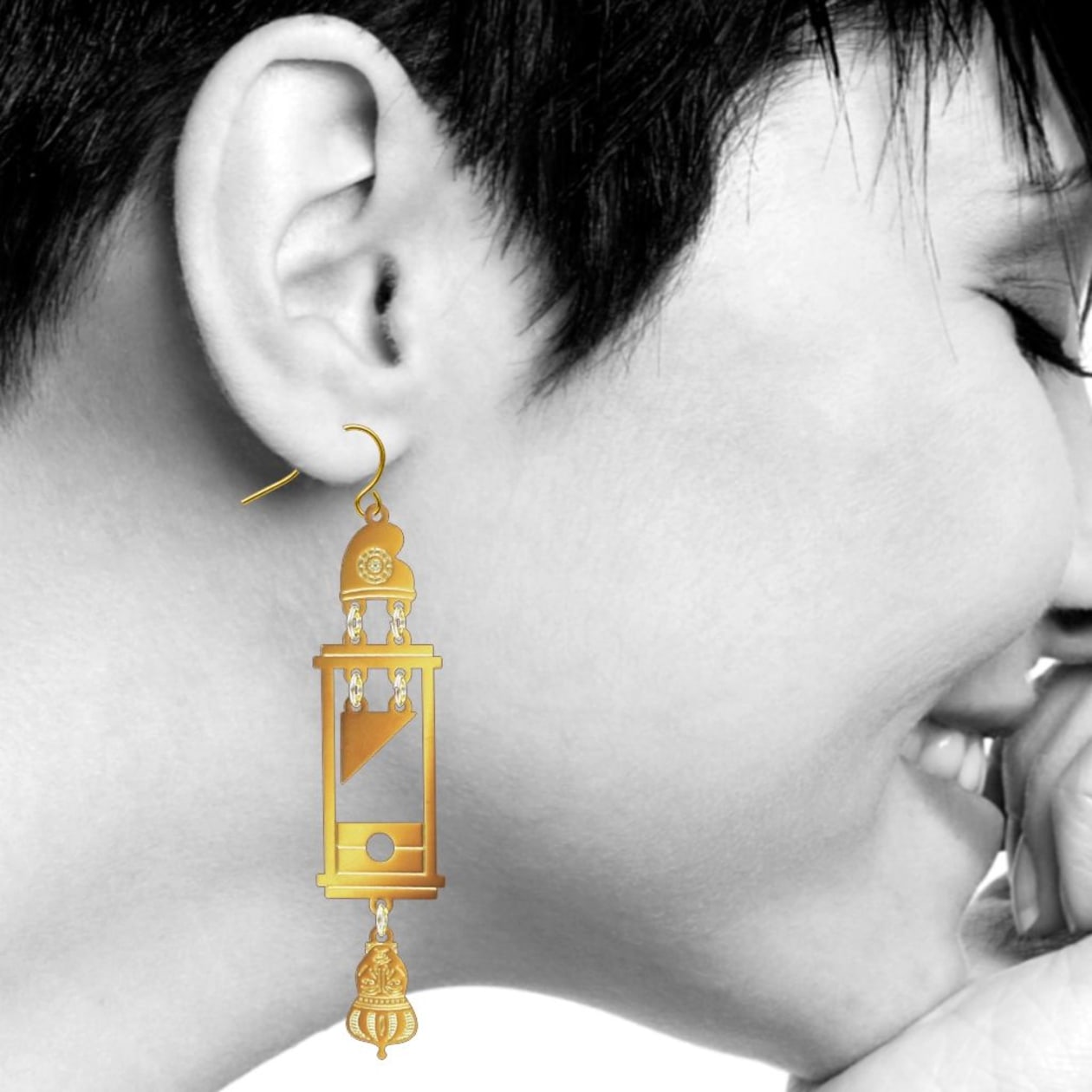 Guillotine Earrings | Featuring the Heads of Louis 16th and Marie Antoinette | Gold or Silver