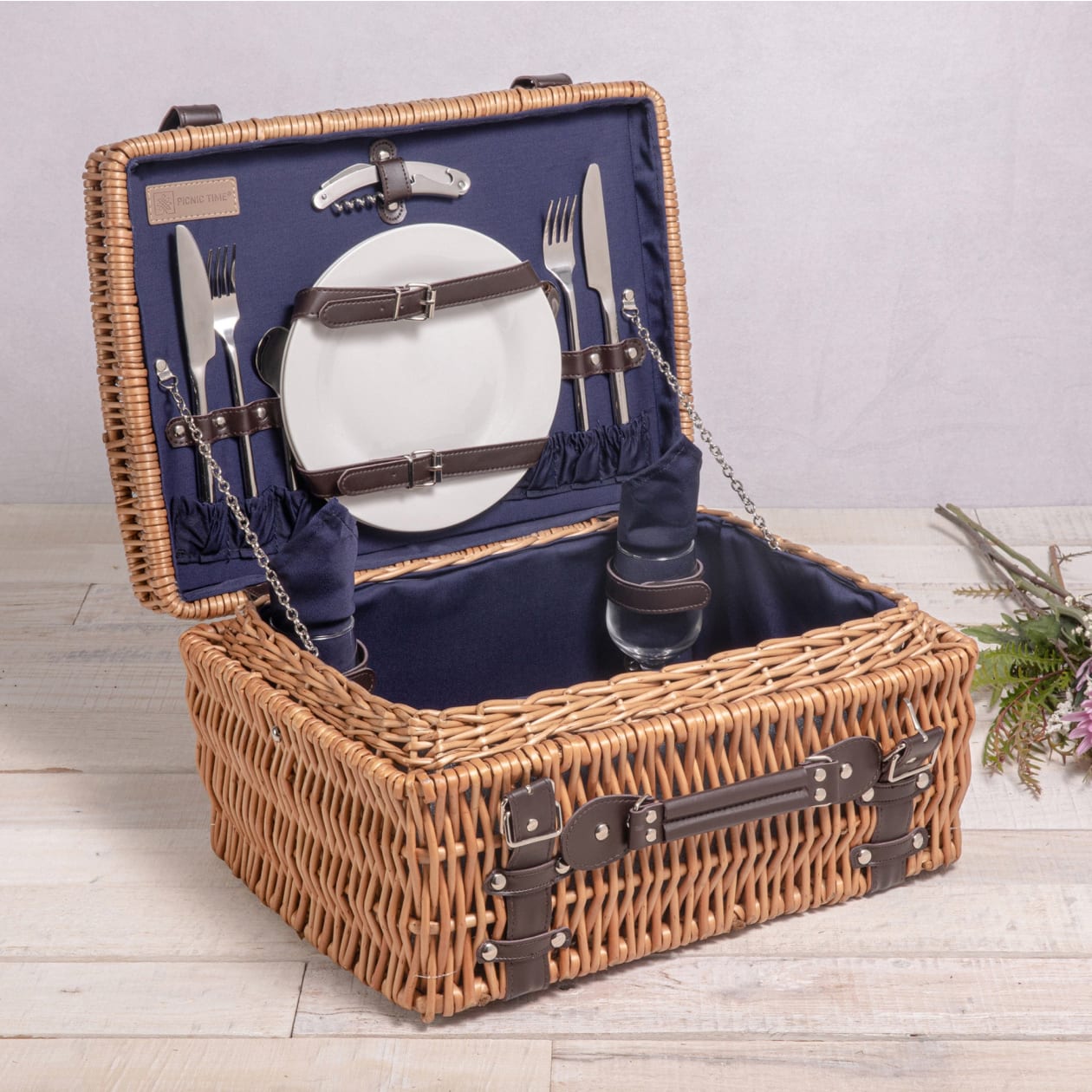 Champion Picnic Basket - Color: Navy Blue