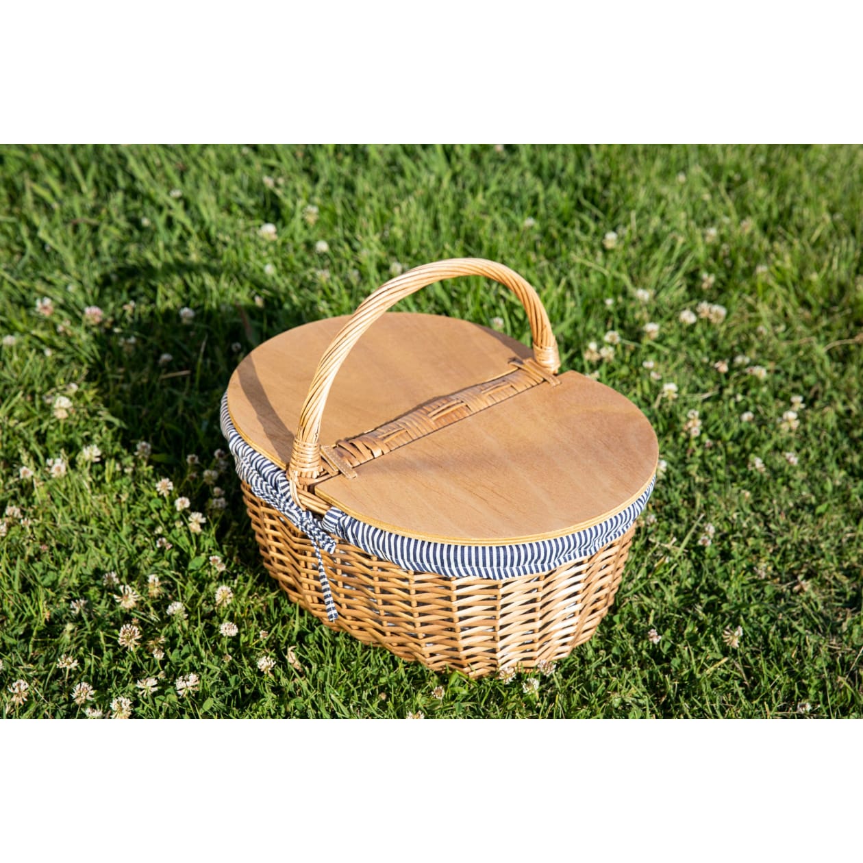 Country Picnic Basket