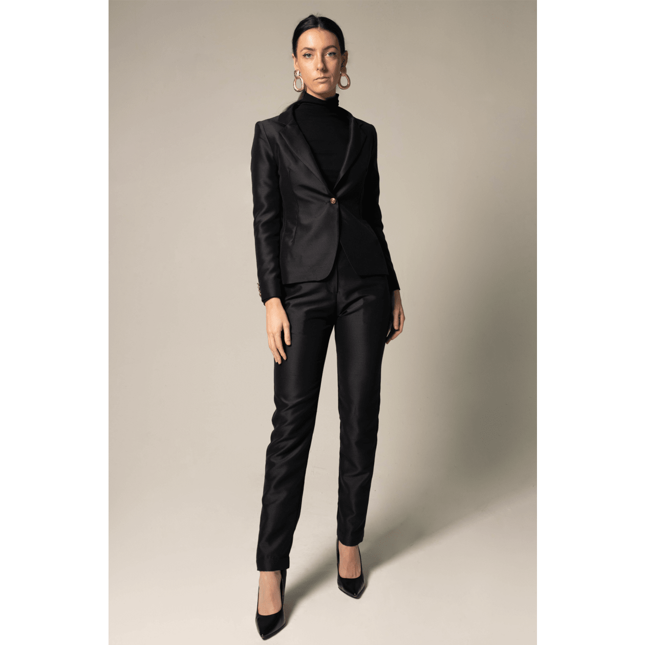 Women's Blazer/Suit in Black