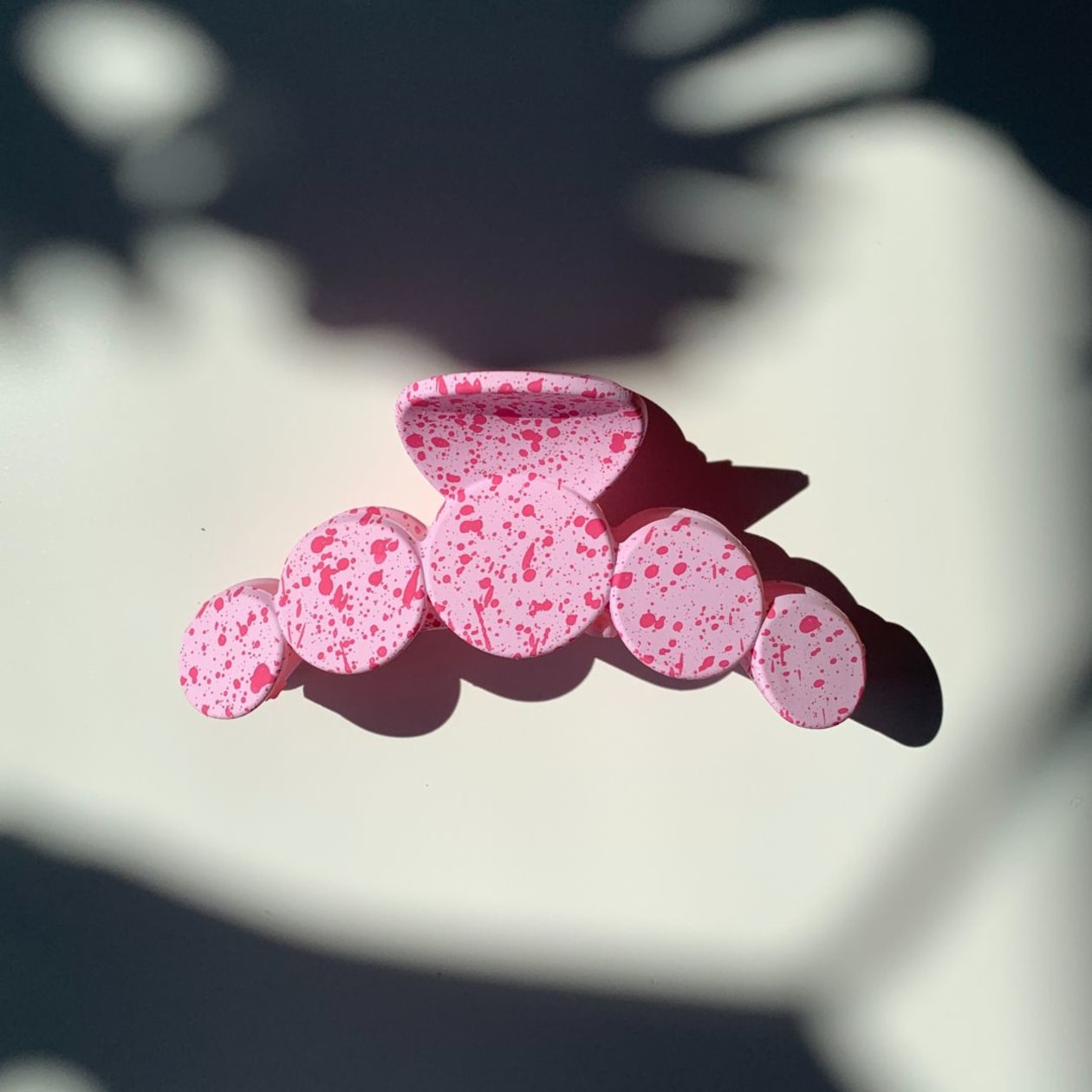 Velvet Claws Hair Clip | The Freckle in Pink | Claw Clip in Velvet Travel Bag