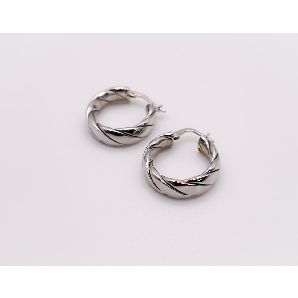 Italian Twirl Silver Hoop Earrings