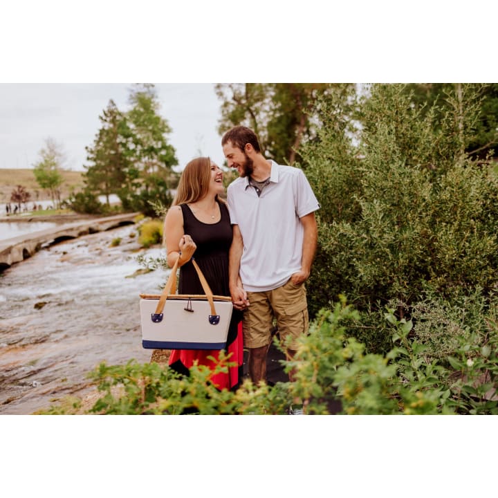 Boardwalk Picnic Basket for 4