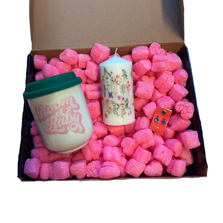 Candle + Sips Gift Box with Compostable Pink Heart Packing Peanuts - Style: Bloom Baby