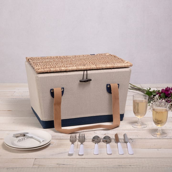 Boardwalk Picnic Basket for 2