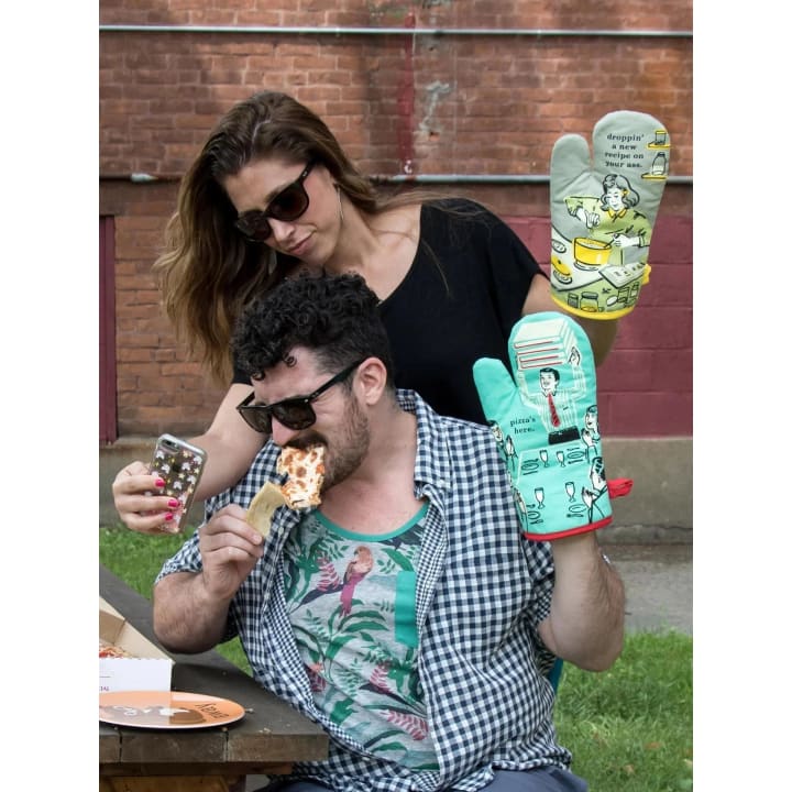 Pizza's Here Dad Oven Mitt in Retro Mint Green | Men's Dad Gift | Kitchen Thermal Single Pot Holder