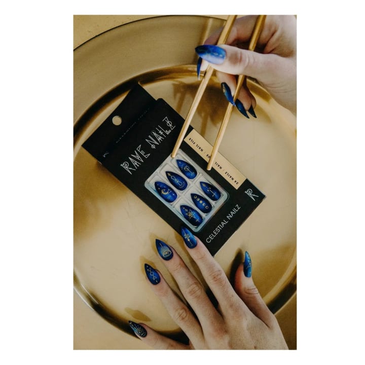 Celestial Nailz in Dark Blue | Press On Nail Kit Includes 24 Nails