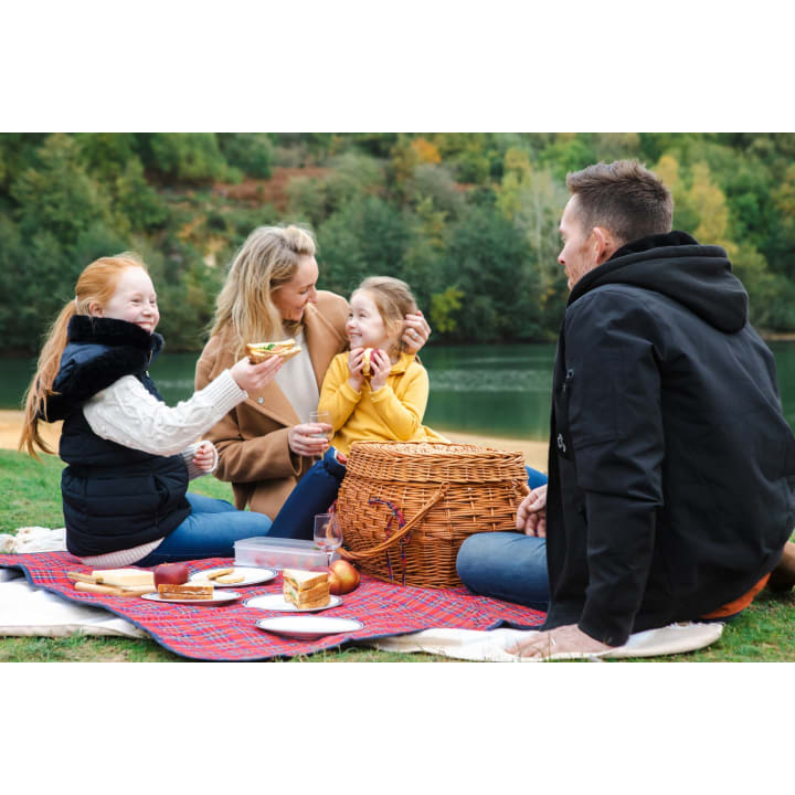 Highlander Picnic Basket