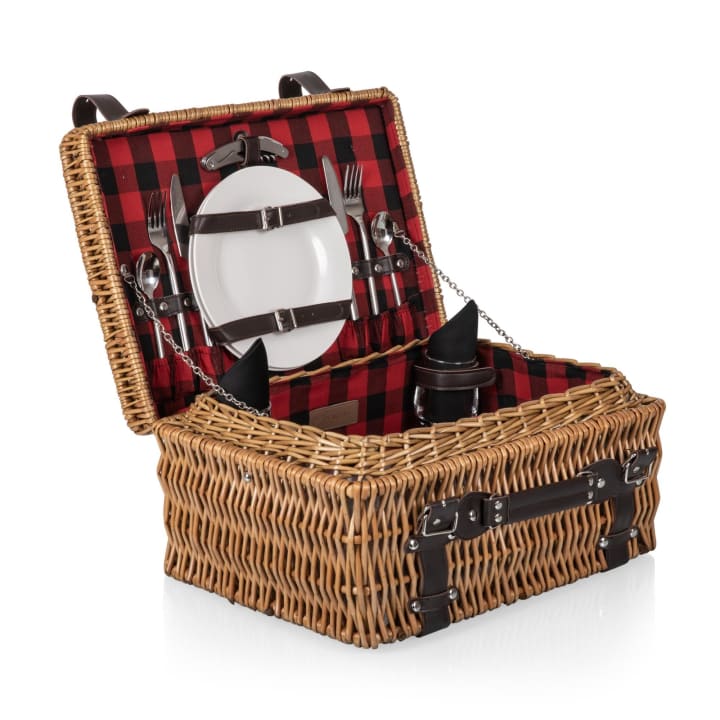 Champion Picnic Basket