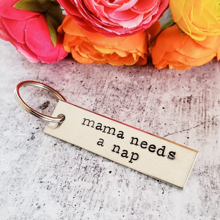 Mama Needs A Nap Stamped Bar Keyring Silver/Aluminum