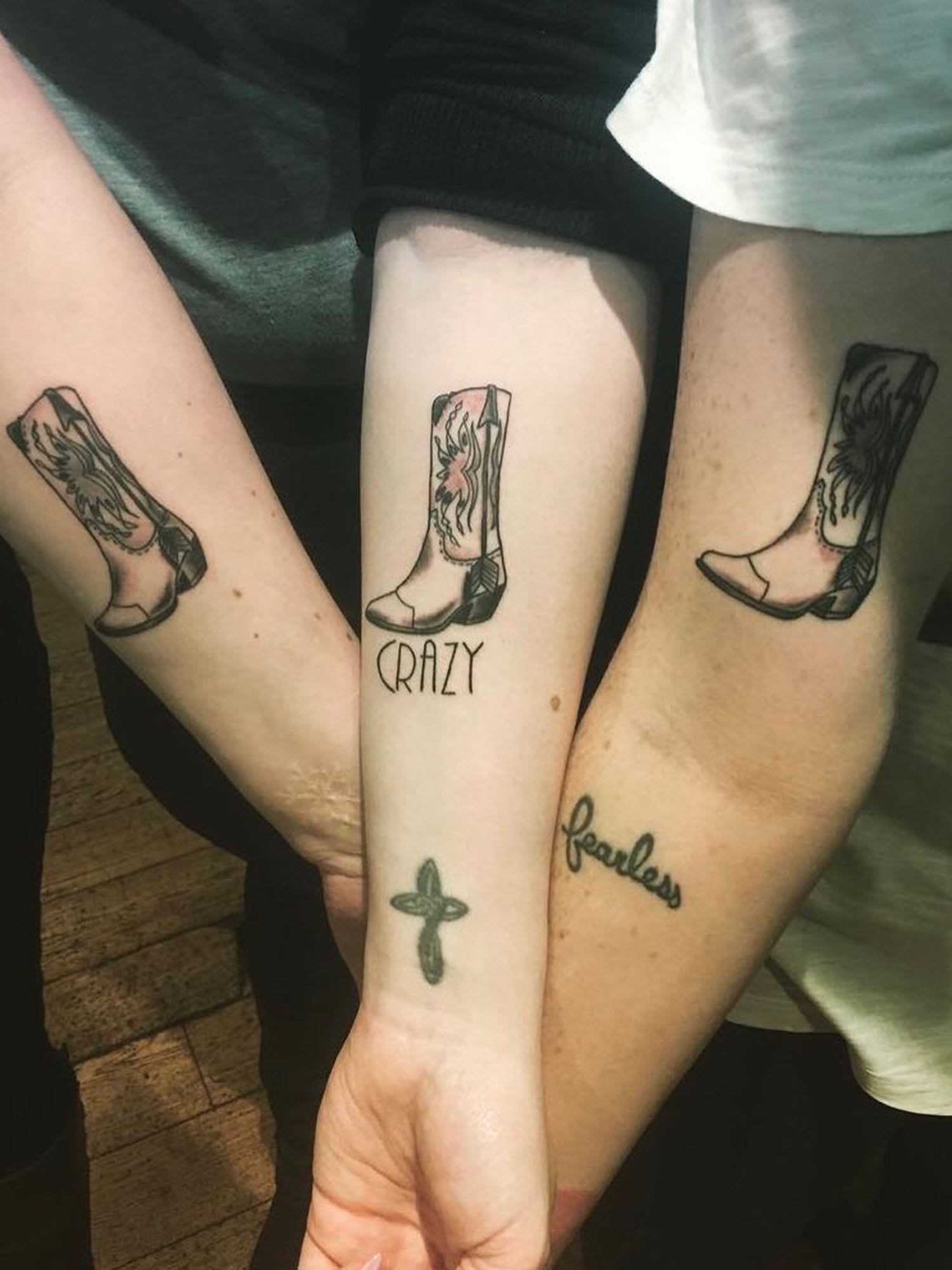 100 Best Friend Tattoos To Immortalize Your Awesome Friendship  Bored Panda