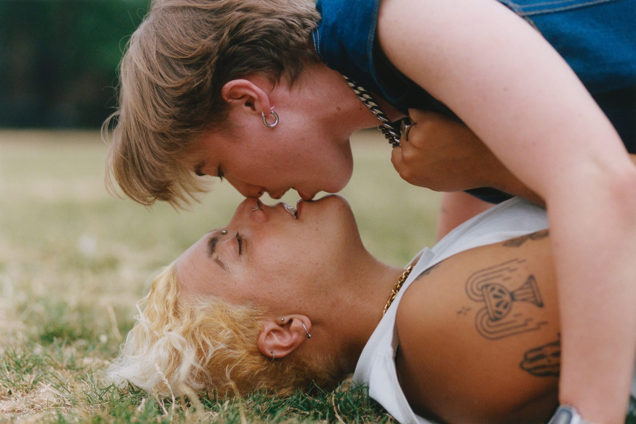 People Celebrating in Gay Bars, Paris Editorial Photography - Image of  equality, curiosity: 14906992