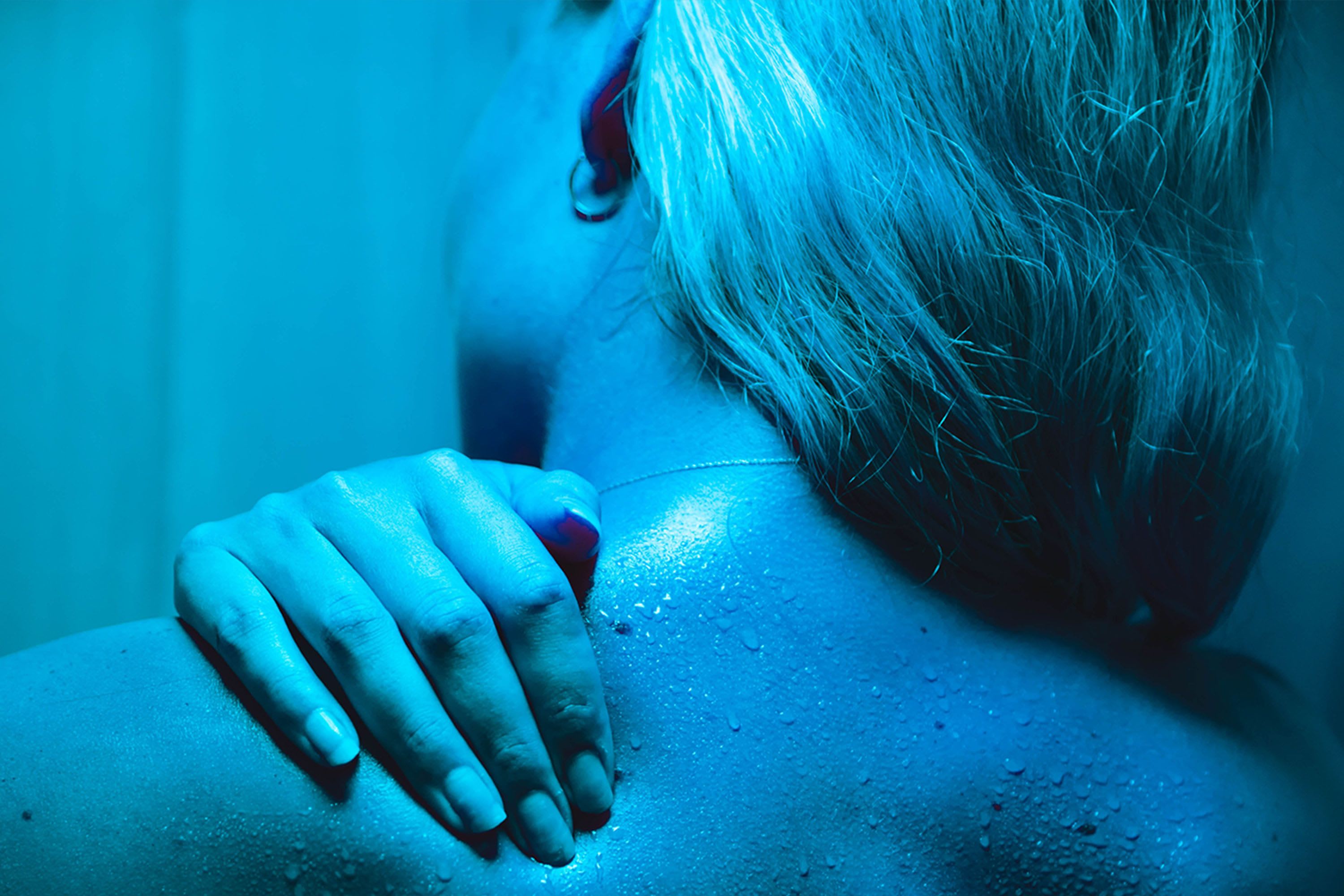 How to cope with body image in hot weather