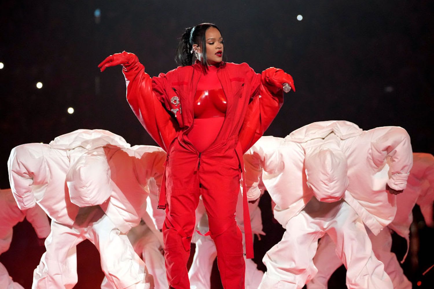 Rihanna Paid Tribute to Fashion Icon During Super Bowl Performance